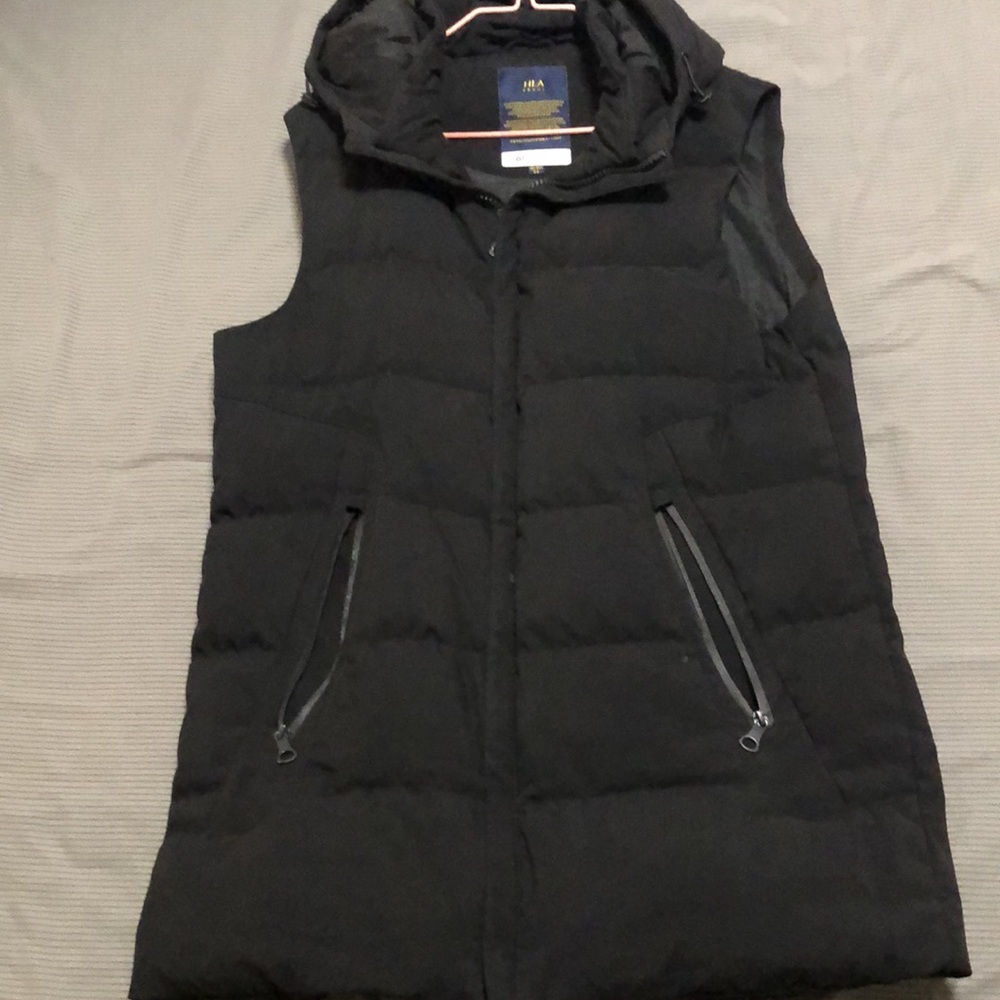 Men's black warm vest jacket - Picture 2 of 9